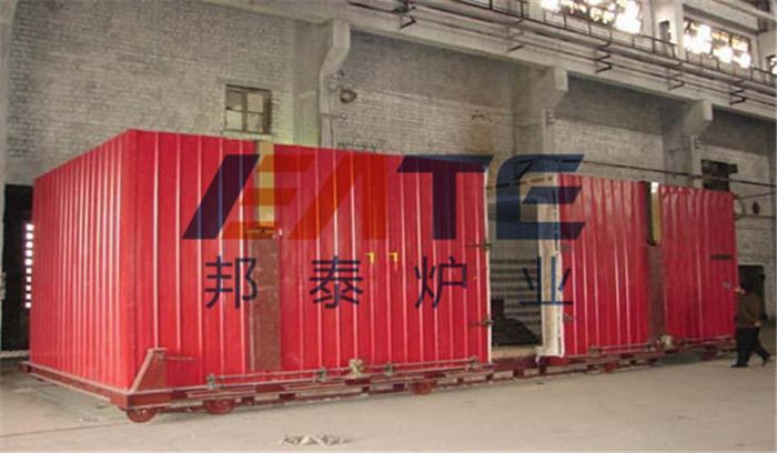 分段式臺(tái)車(chē)爐