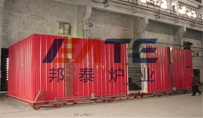 臺(tái)車(chē)式對(duì)開(kāi)爐